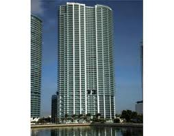 900 Biscayne Bay